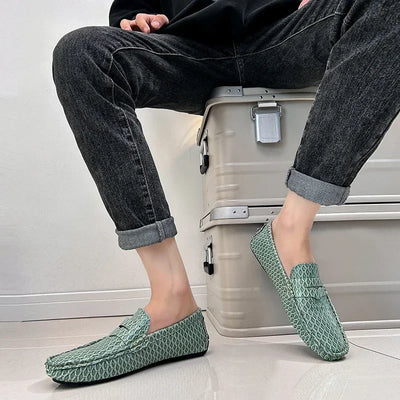 New Loafers Men Handmade Leather Dress Shoes Man Driving Flats Slip on Luxury Comfy Moccasins Black Party Shoes for Men