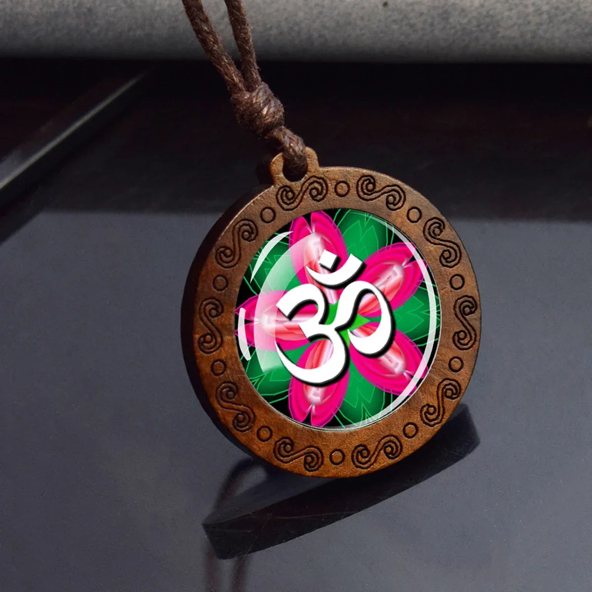 Hinduism Om Symbol Wood Glass Pendant Necklace Yoga Meditation Jewelry