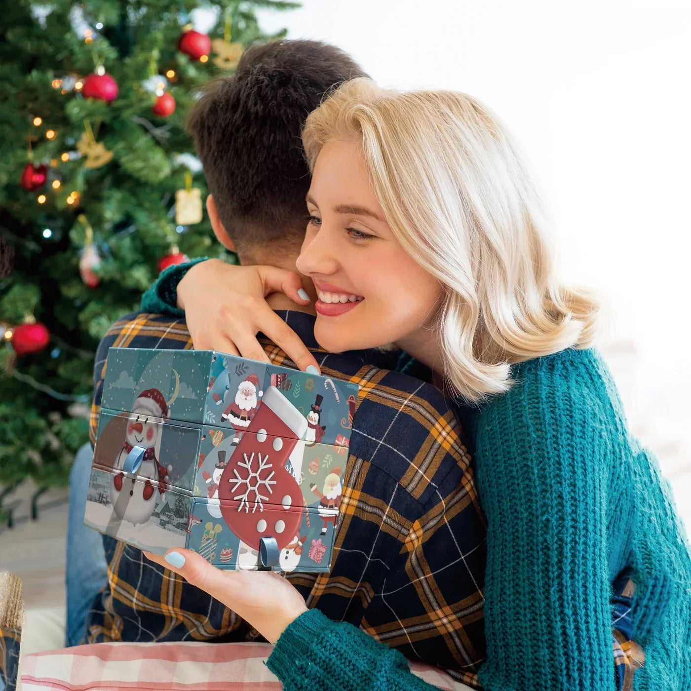 Christmas Rotating Gift Box Christmas Eve Candy Packaging Party And Holiday Atmosphere Decoration Gift Box Gifts For Friends