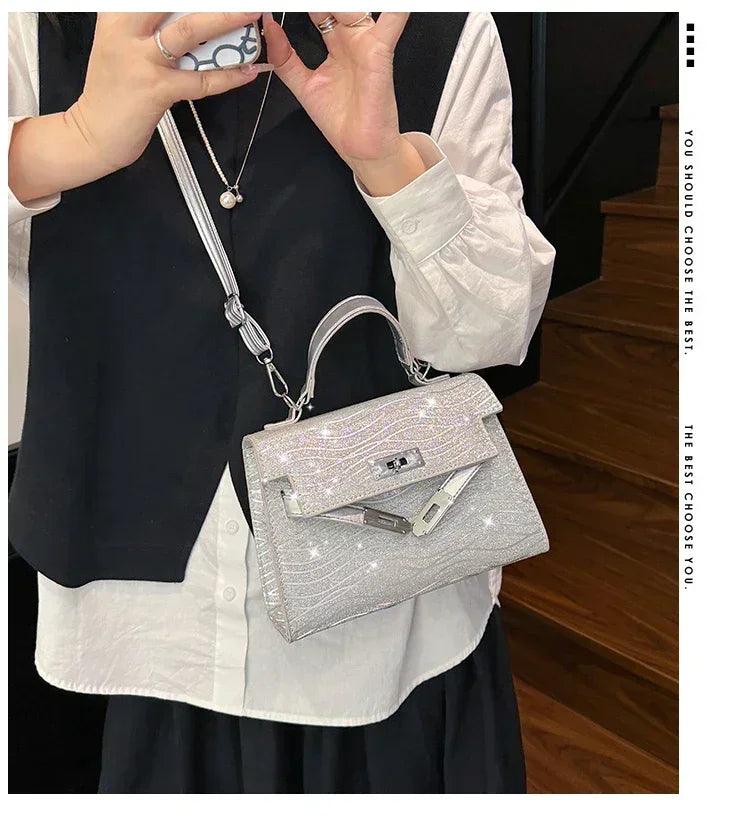 Classic shoulder bag for women
