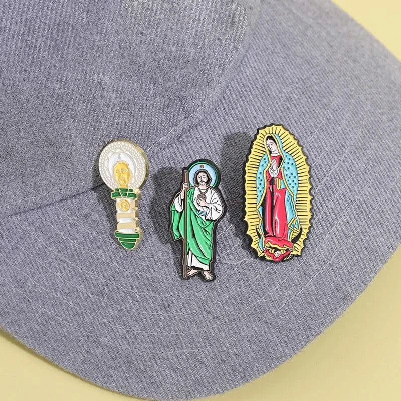 Our Lady Of Guadalupe Enamel Pins Golf Ball Hat Clips Golf Training Accessories Baseball Cap Cartoon Decorative Clip for Golfer