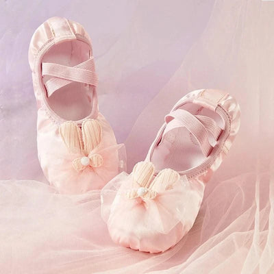 Children's Dance Shoes Soft-Soled Ballet Shoes For Girl Satin Cat Caws Free Lace-up Rabbit Stage Performance Dance Shoes New