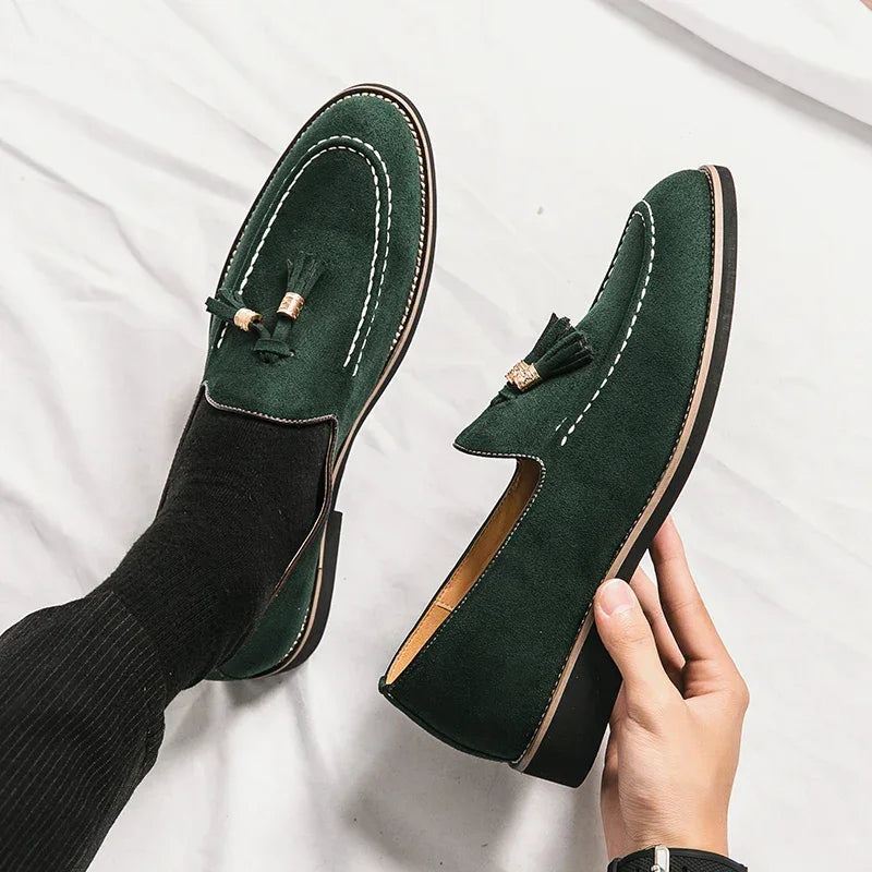 Luxury Designer Men Suede Tassels Blue Green Oxford Brogue Shoes Moccasins Wedding Prom Homecoming Party Footwear Zapatos Hombre