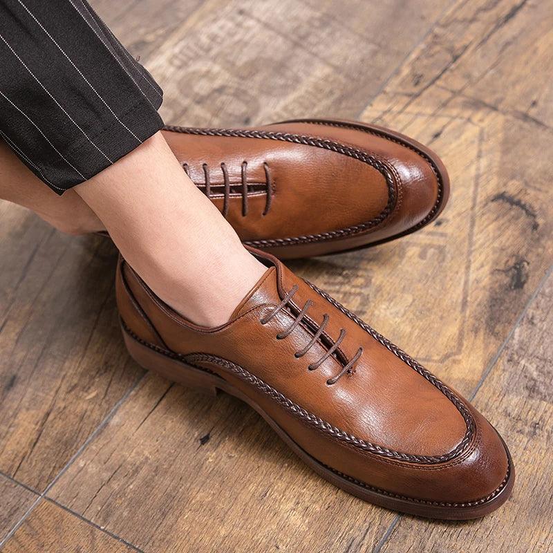 2020 Leather Casual Men shoes loafers Hand stitch Brogues design Luxury Brand Social shoes slip on Plus size 38-47 Autumn