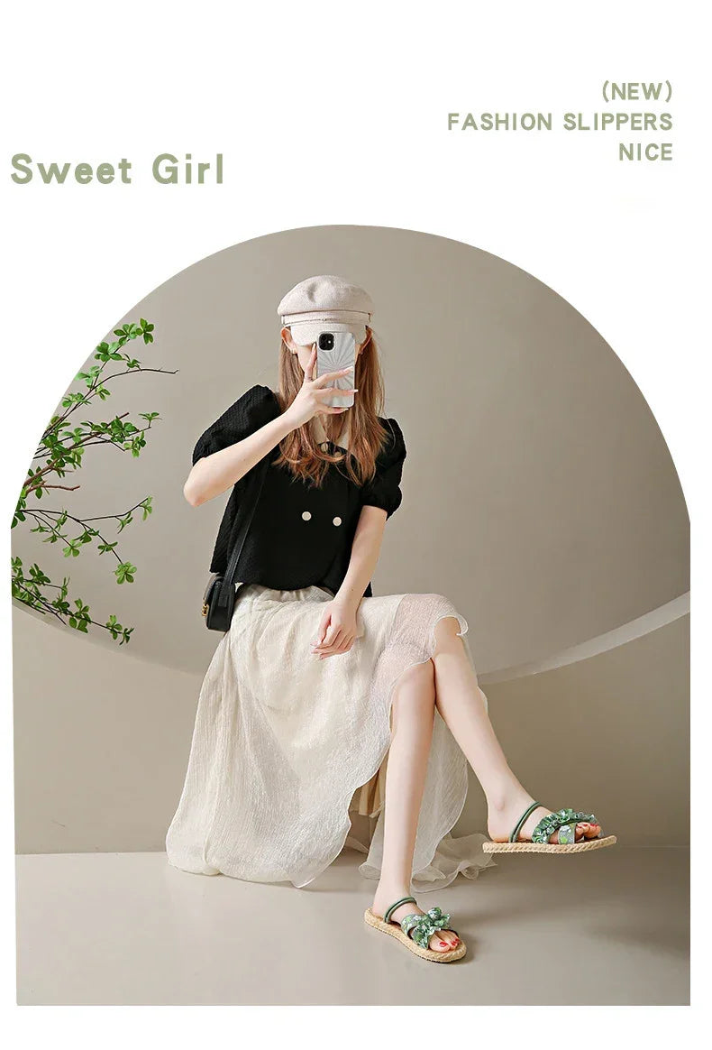 2025 New Floral Flip Flops for Women - Fashion Flat Sandals, Non-Slip Summer Slides for Beach/Outdoor, Trendy Ladies Casual Shoe