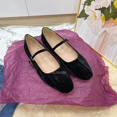 2025 Women Shoes Luxury Velvet Ballet Shoes Women Square Toe Flat Mary Janes Ladies Fashion Buckle Strap Velour Shallow Loafers