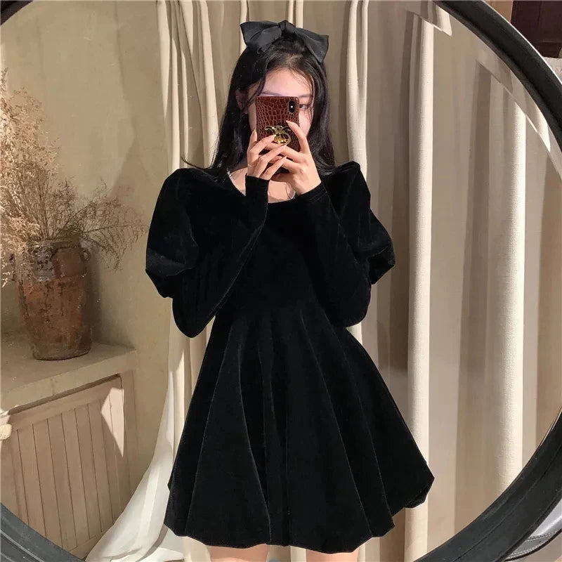 Fashion Velvet Black Dress for Women Fall Winter Elegant Hepburn Style Casual Mini Dress Y2K Streetwear Long Sleeve Puff Vestido