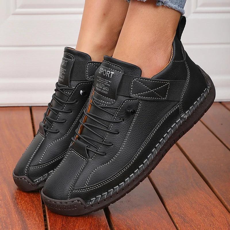 New Women's Boots Fashionable Simple Trendy Luxurious Brand Casual Shoes Waterproof Wear Resistant Soft Soled Platform Boots