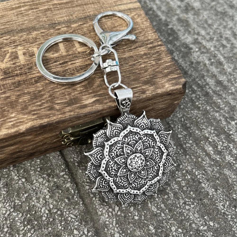 Nostalgia Yoga Lotus Keyring Mandala Jewelry Vintage Keychain For Women Buddhism Gifts