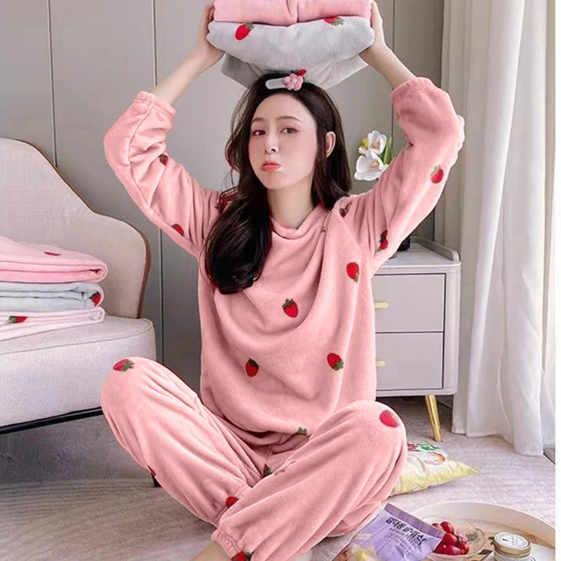 Women Pyjamas Sets 2025 Autumn Winter Warm Flannel Strawberry Coral Long Sleeve Girls Sleepwear Casual Fleece Pajamas Homewear