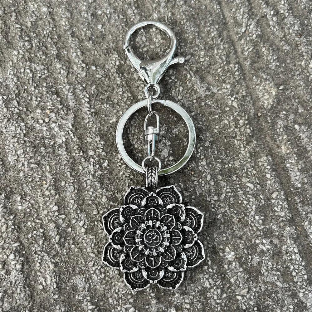 Nostalgia Yoga Lotus Keyring Mandala Jewelry Vintage Keychain For Women Buddhism Gifts