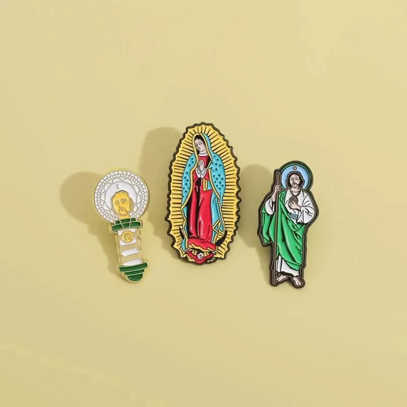 Our Lady Of Guadalupe Enamel Pins Golf Ball Hat Clips Golf Training Accessories Baseball Cap Cartoon Decorative Clip for Golfer