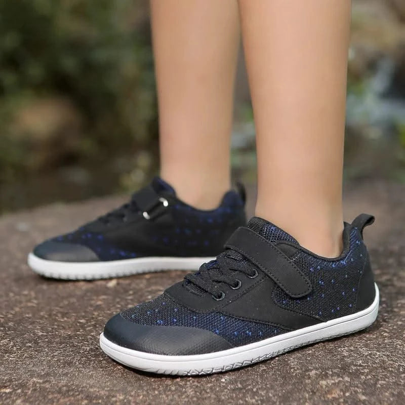 Kids Wide Comfortable Sports Shoes Boys Girls Breathable Sneakers Children Elastic Light Outdoor Running Walking Shoes