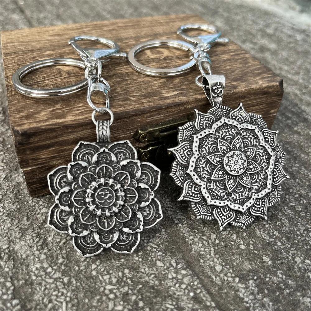 Nostalgia Yoga Lotus Keyring Mandala Jewelry Vintage Keychain For Women Buddhism Gifts