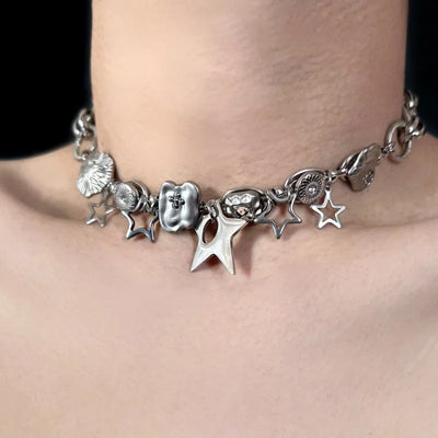 Fashion Jewelry Statement Necklace Ladies Personality Star Necklace Gothic Alloy Pentagram Short Necklace Women Wholesale Bijoux