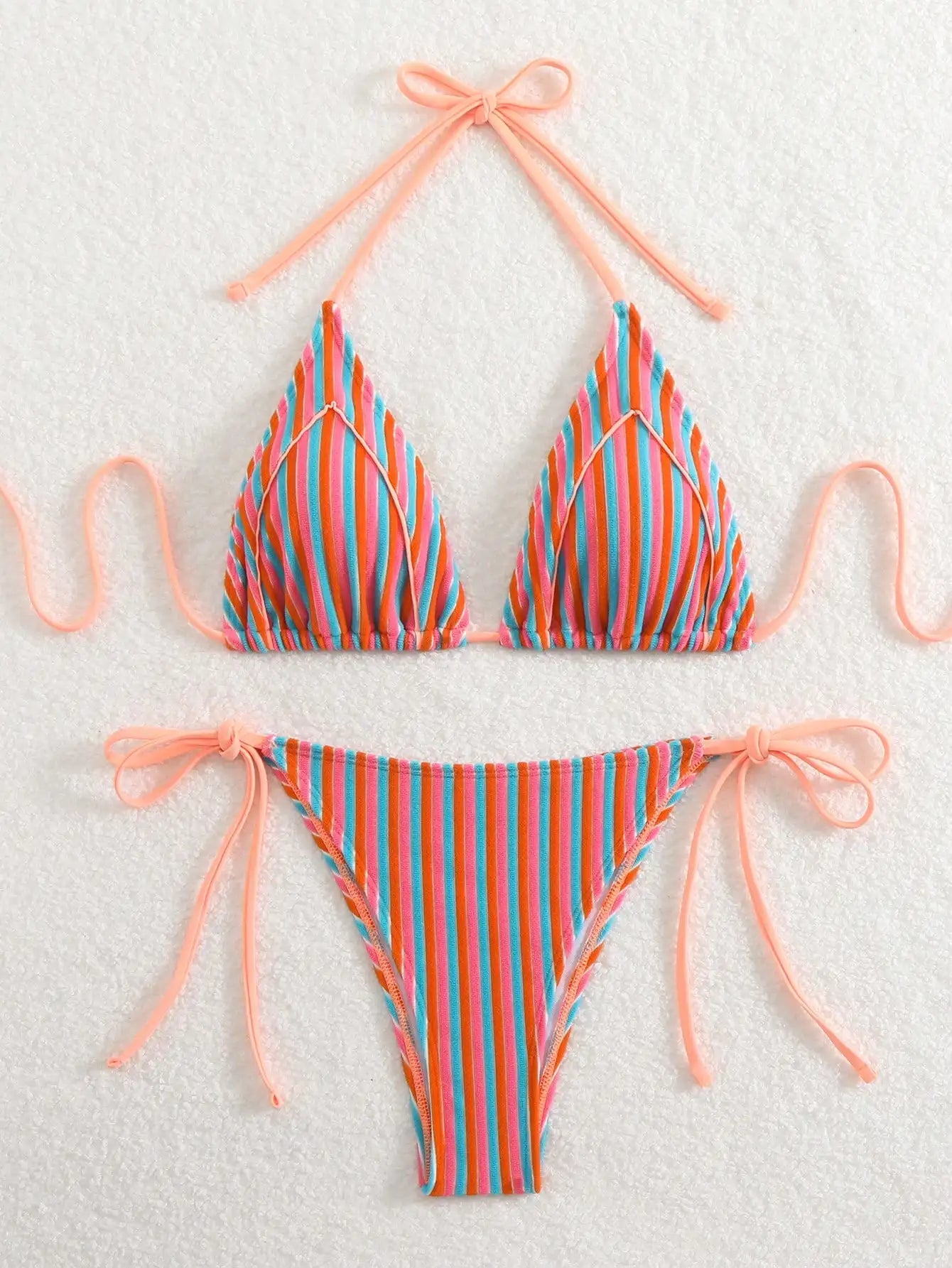 Summer beach fashion texture fabric sexy halterneck bikini suit, ins style, suitable for vacations, festivals, beach parties