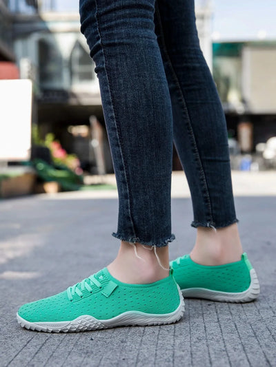 Women's Wide Toe Shoes Barefoot Inspired Sneakers Anti Slip Soft Sole Casual Walking Footwear Lightweight Comfortable Design