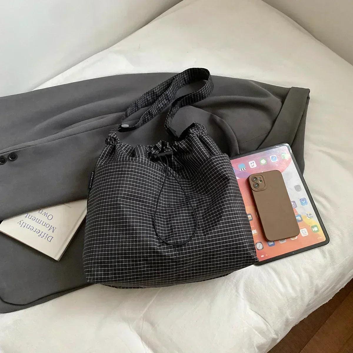 Handbags for women. Leisure big bag female 2025 new fashion cloth shoulder large capacity tote commuter messenger