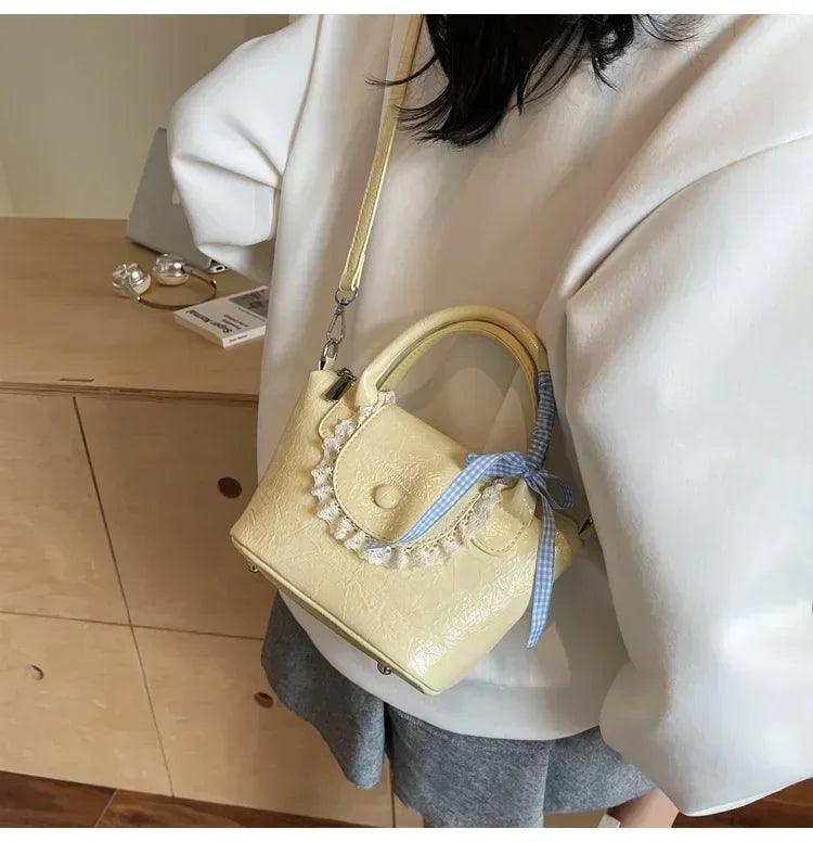 2025 new designer hand carved shoulder bag stylish textured crossbody purse for women elegant handheld tote fashionable