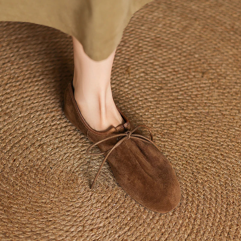 2025 New Women Suede Shoes Fashion Round Toe Lace-up Loafers Flats Ladies Loafers Female Casual Trainers Street Fashion Flats
