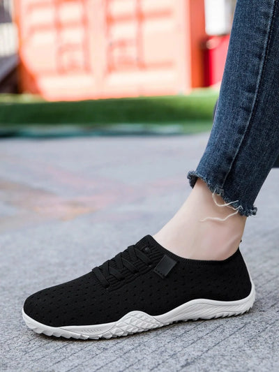 Women's Wide Toe Shoes Barefoot Inspired Sneakers Anti Slip Soft Sole Casual Walking Footwear Lightweight Comfortable Design