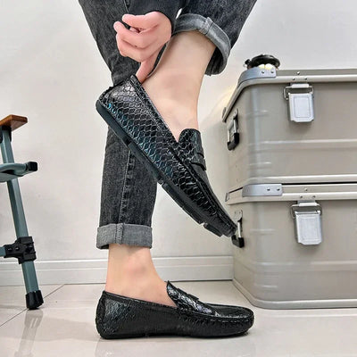 New Loafers Men Handmade Leather Dress Shoes Man Driving Flats Slip on Luxury Comfy Moccasins Black Party Shoes for Men