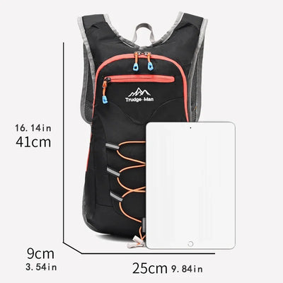 Multifunctional backpack suitable for hiking, mountaineering, and off-road cycling - featuring adjustable shoulder straps and ch
