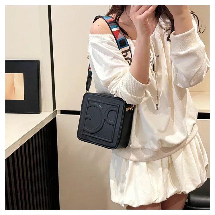 Classic designer shoulder bag for ladies - high-quality leather handbags versatile tote bags & chic crossbody