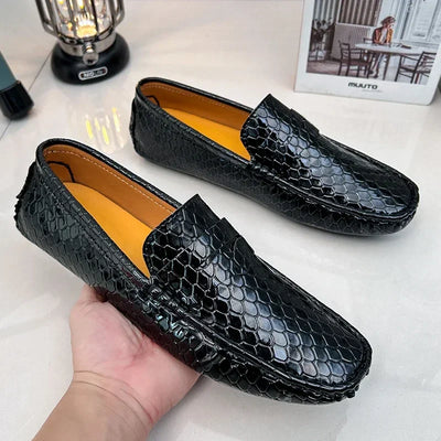 New Loafers Men Handmade Leather Dress Shoes Man Driving Flats Slip on Luxury Comfy Moccasins Black Party Shoes for Men