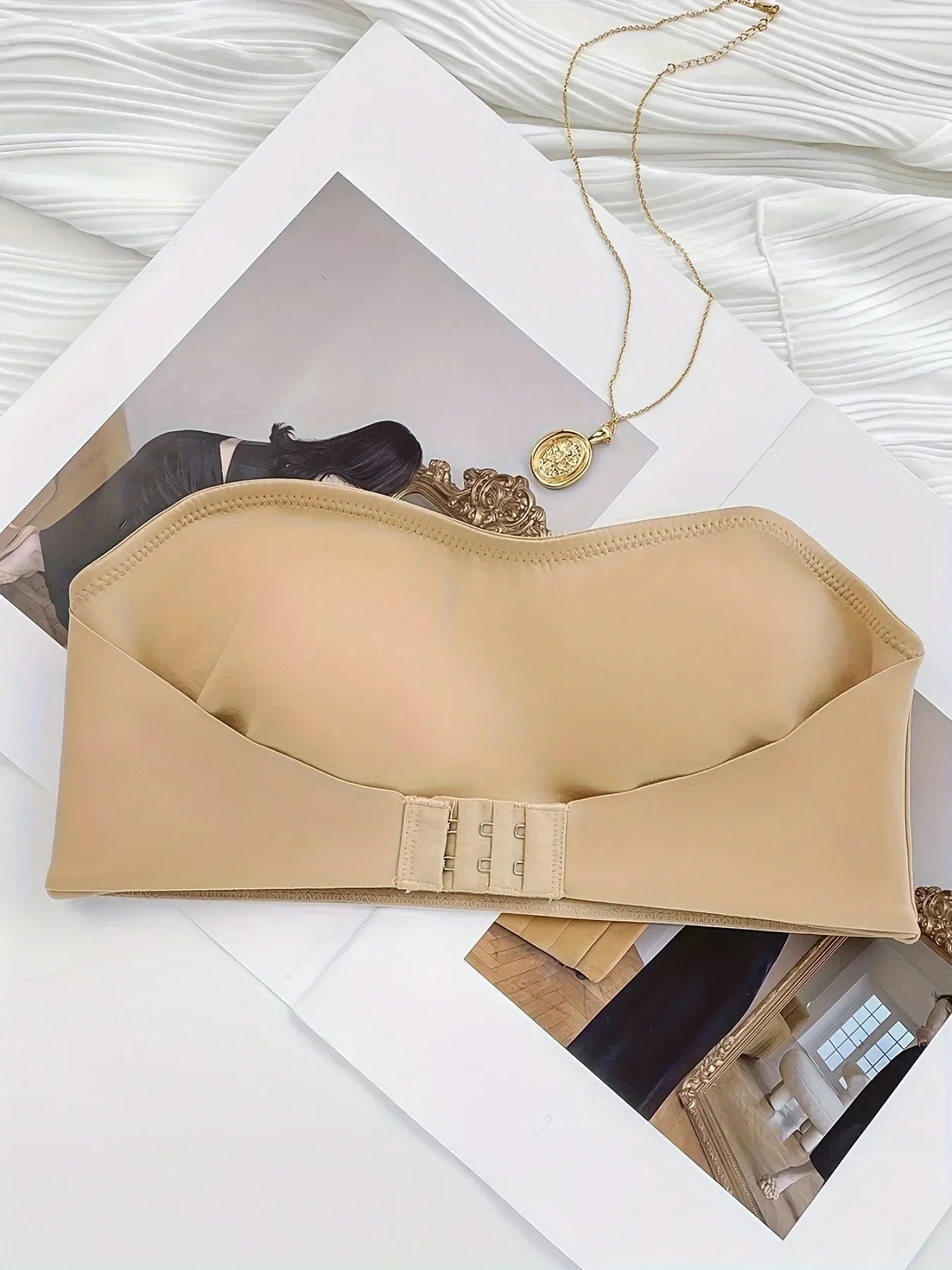Strapless bras, wire-free and padding-free bras