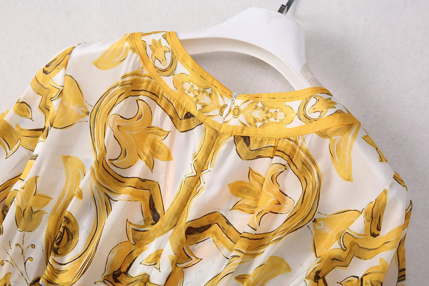 Fashion Designer Long Dress Women Elegant  V-Neck Long Sleeved Printed Belt Dresses Luxury Designer High Quality Female Clothing