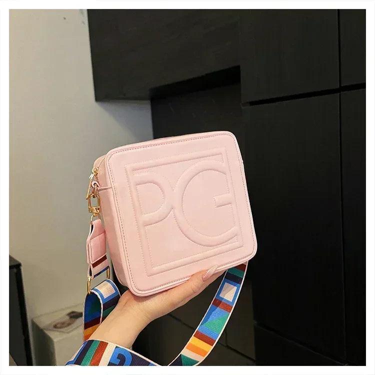 Classic designer shoulder bag for ladies - high-quality leather handbags versatile tote bags & chic crossbody