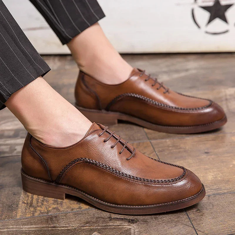 2020 Leather Casual Men shoes loafers Hand stitch Brogues design Luxury Brand Social shoes slip on Plus size 38-47 Autumn