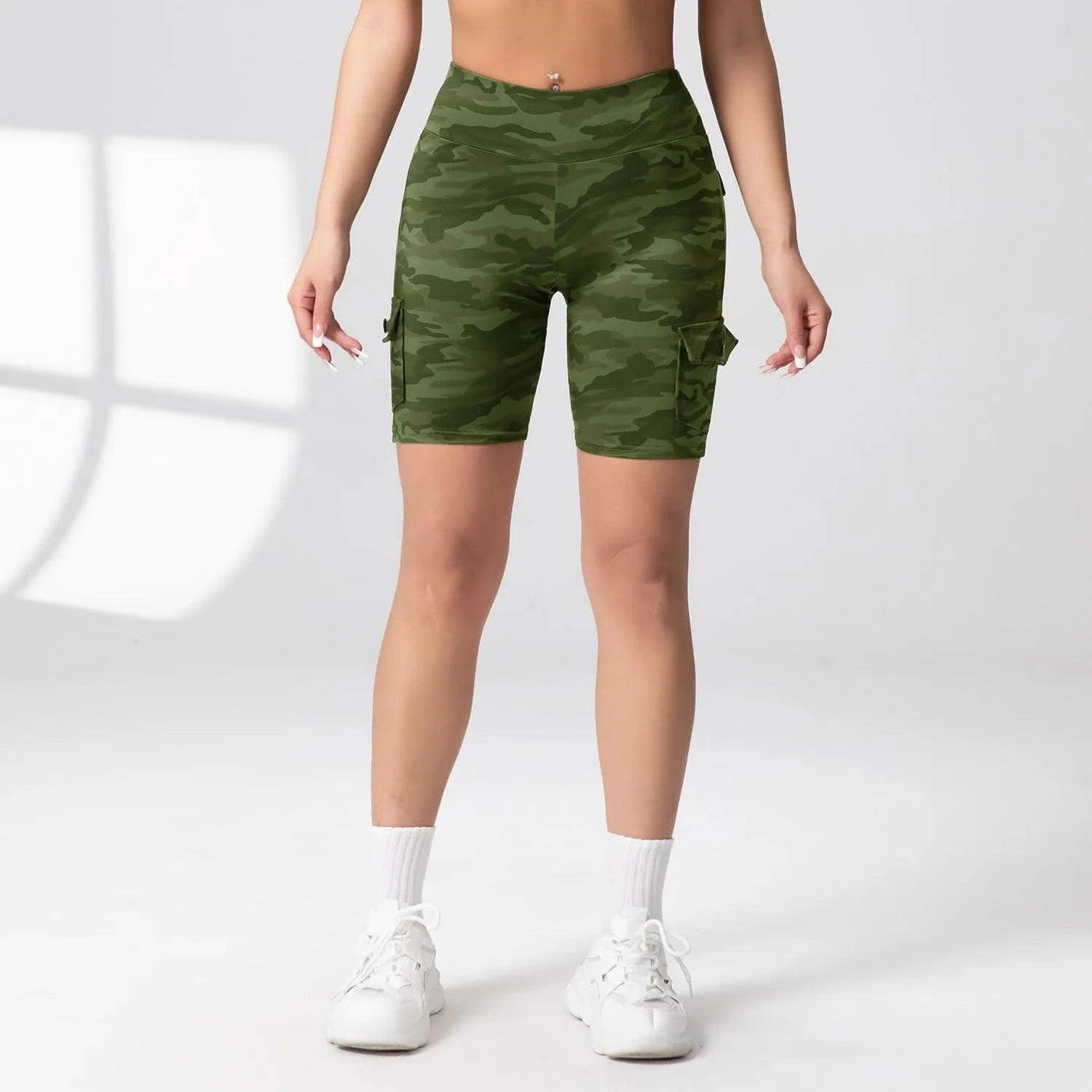 Camouflage Printed Women Shorts with 4 Pockets High Waist Butt Lifting Workout Tights Elastic Breathable Outdoor Running Shorts