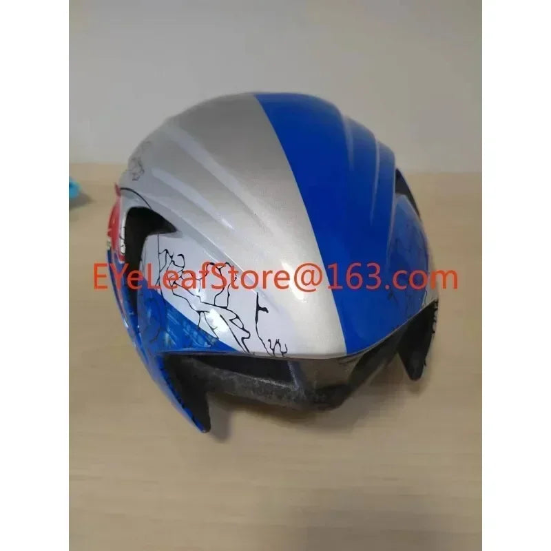 Mountain Bike Pneumatic Helmet Road  Breaking Wind Ultralight High-Grade Men and  Helmet Protective Equipment