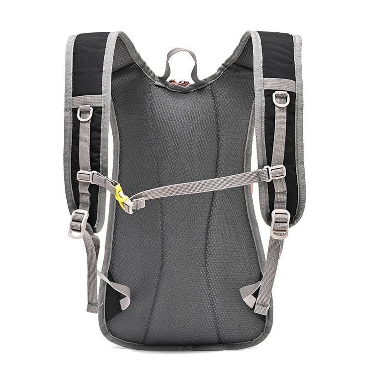 Multifunctional backpack suitable for hiking, mountaineering, and off-road cycling - featuring adjustable shoulder straps and ch