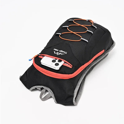 Multifunctional backpack suitable for hiking, mountaineering, and off-road cycling - featuring adjustable shoulder straps and ch