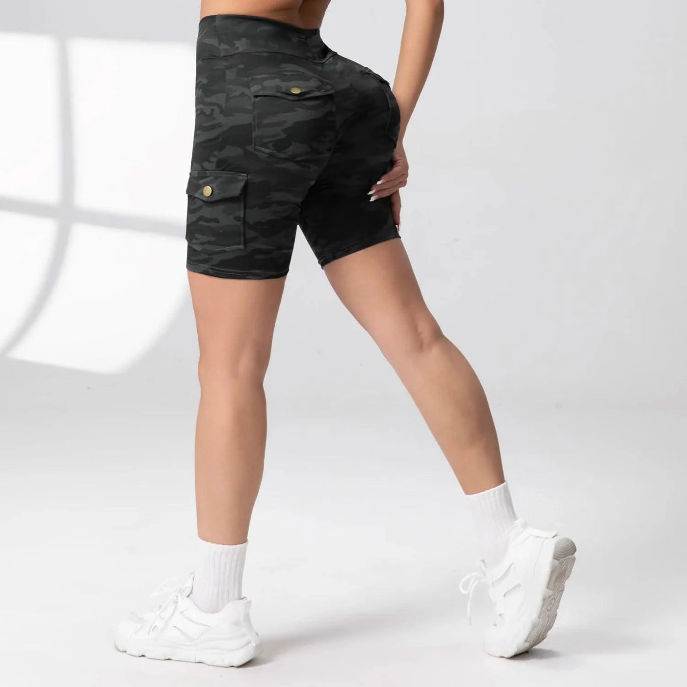 Camouflage Printed Women Shorts with 4 Pockets High Waist Butt Lifting Workout Tights Elastic Breathable Outdoor Running Shorts