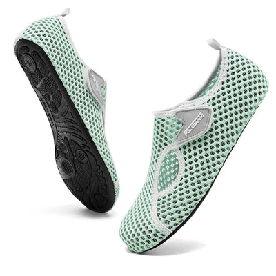 Wide versionoutdoor water shoes Comfortable quick drying beach socks Barefoot shoes Men women Swimming sneakers Yoga casual shoe