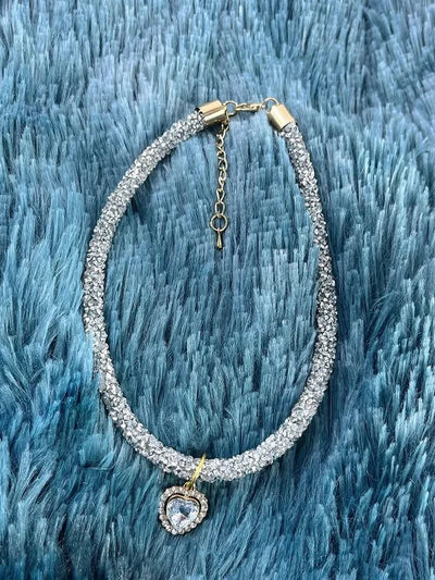 Adjustable Pet Necklace Cat Dog Collar with Diamond Zircon Heart Pendant Jewelry Luxury Metal Puppy Collars Dog Accessories