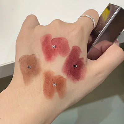 Available in 3 shades Matte Lipstick Matte Velvet Waterproof Non-fading lip gloss that enhances color and brightens lips Suitabl