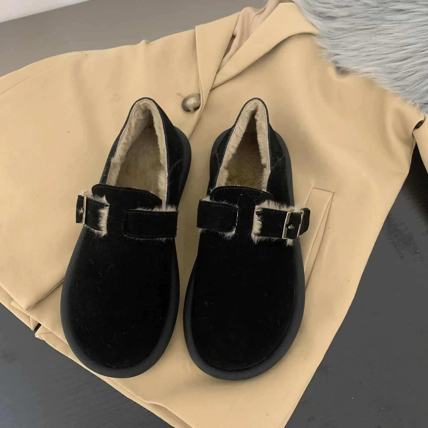 2024 New Women Sneakers Comfortable Breathable Loafers Casual Flats Shoes Lightweight Designer Sneakers Women Shoes for Women