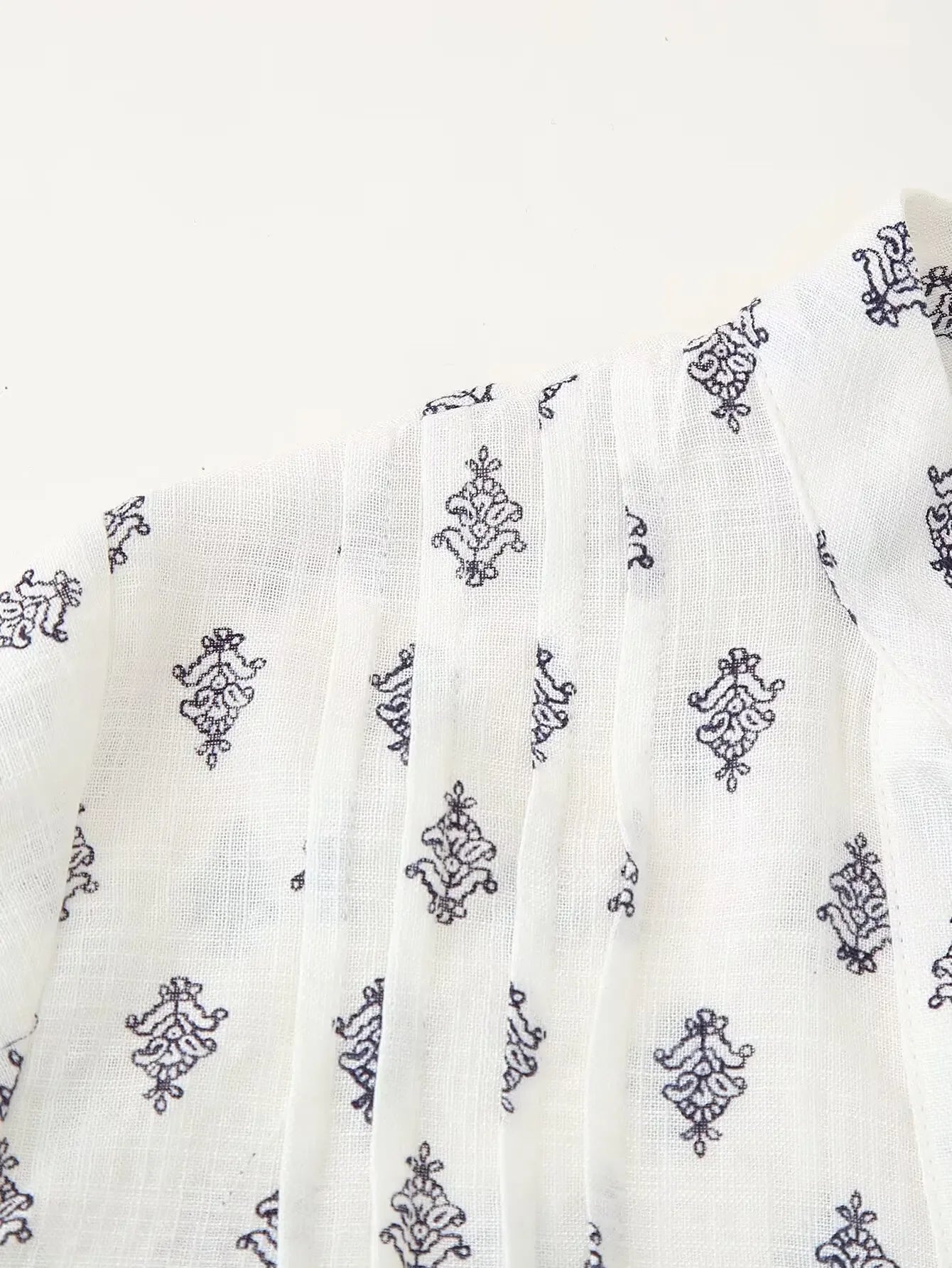 Women's Puffy Sleeve Linen Printed Top