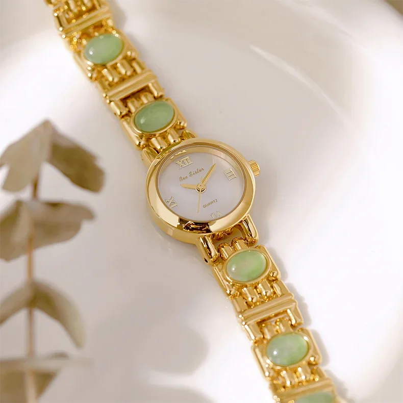 2025 High-End Vintage Woman Watches Fashion Elegant Natural Jade Stones Quartz Watch Retro Waterproof Hand Clock Gifts