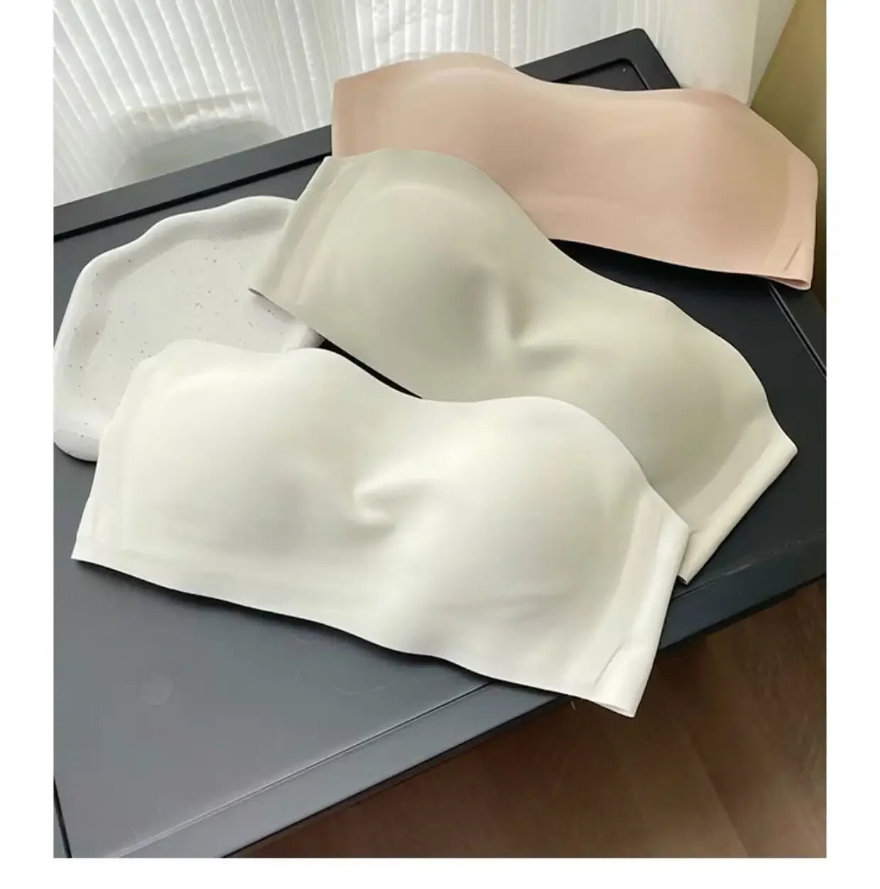 Women Sexy Strapless Bra Push Up