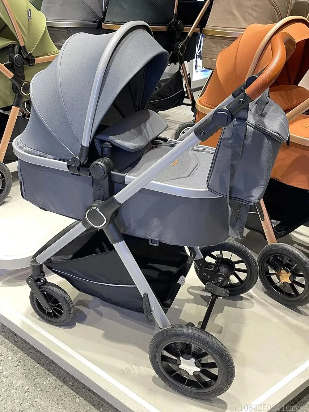 2in1Newborn baby stroller, high landscape baby stroller, multifunctional baby stroller, safe and convenient, can sit or lie down