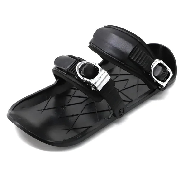 Outdoor sports mini ski boots are easy to carry and lightweight snowboard shoes. Snow sports ski supplies sled ski boots