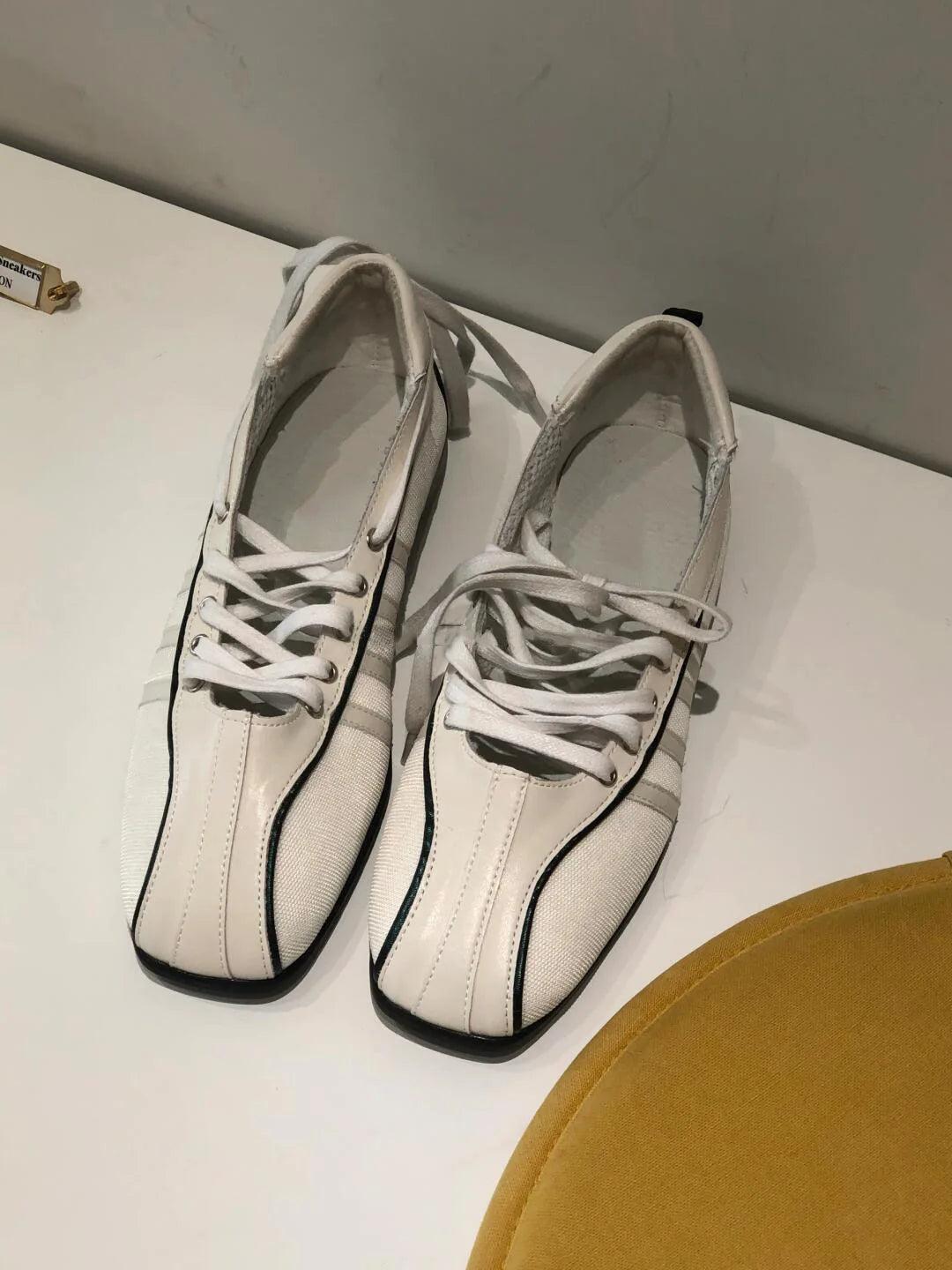 Women’s lace-up retro casual ballet style flats comfortable lightweight sneakers