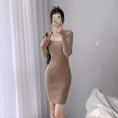 Knitted Dress for Women in Autumn and Winter New Style High-end Sexy Slim Waist Long-sleeved Inner Wear, Hip-hugging Short