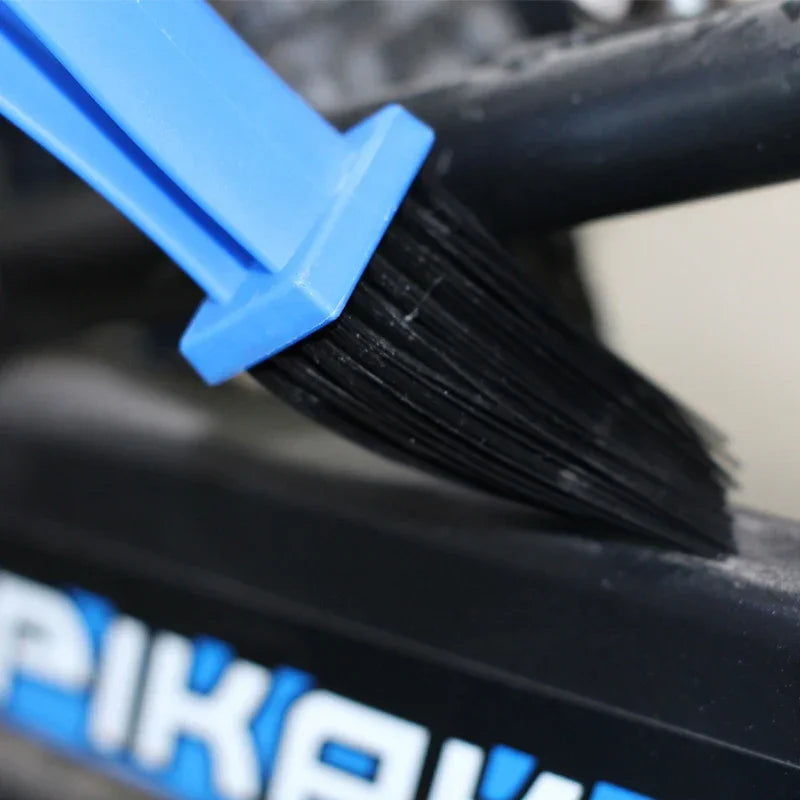 Plastic Motorcycle Bicycle Chain Cleaning Brush Gear Brush Cleaner Outdoor Cleaner Scrubber Maintenance Tools Moto Accessories